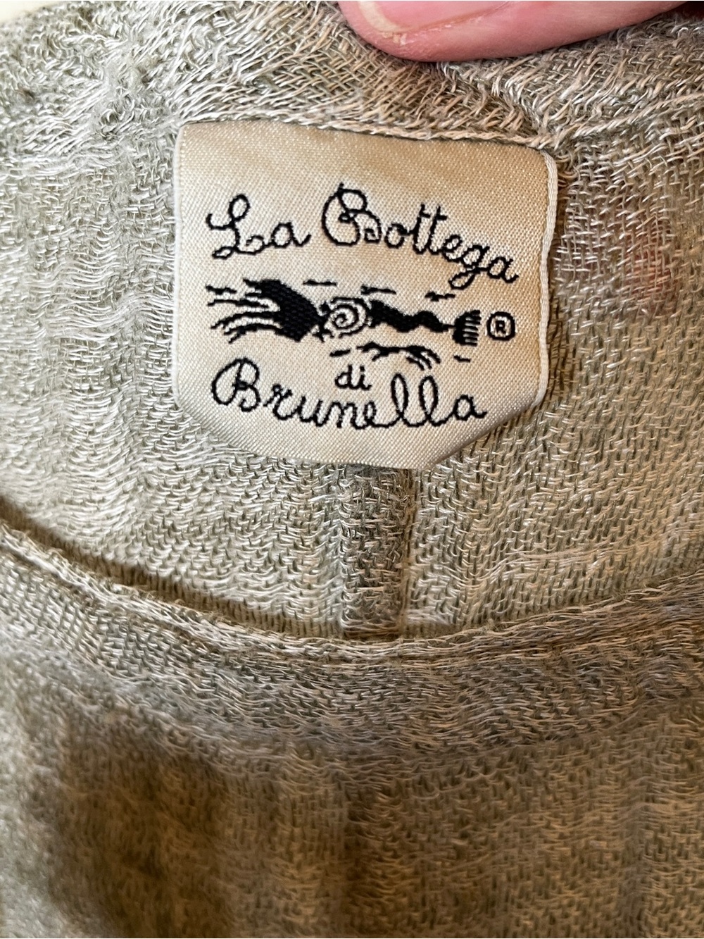 La Bottega di Brunella Women's soft green hand woven linen top